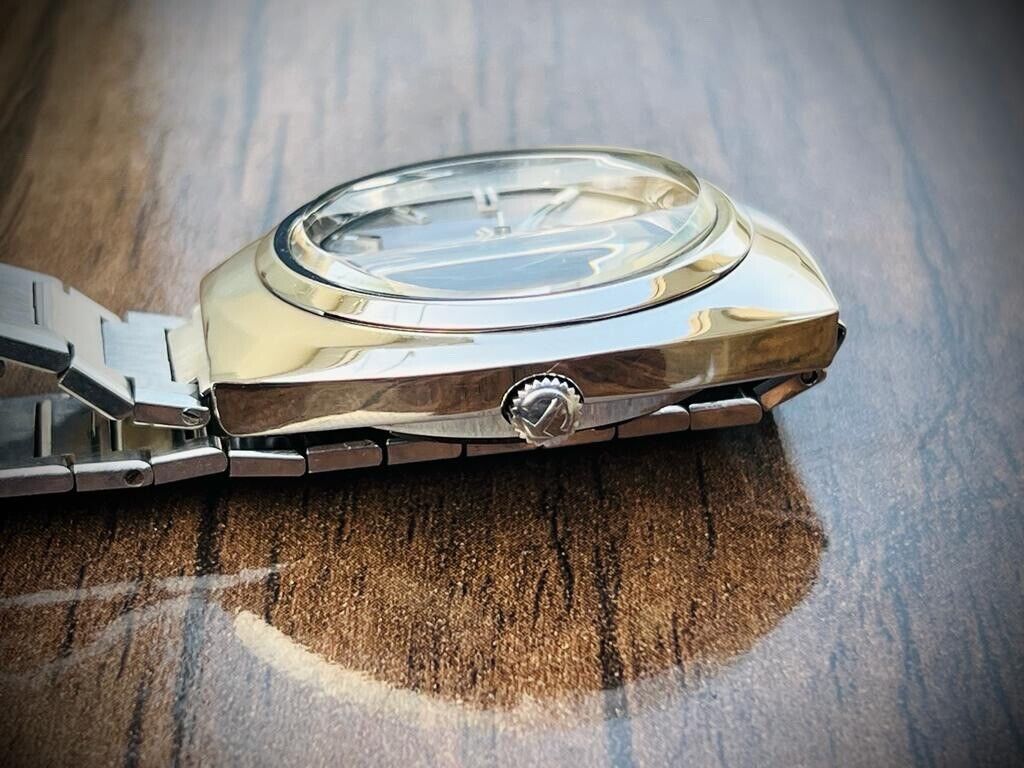 Vintage Rado MatterHorn NOS 39mm Automatic Gents Watch, Swiss Made - Grab A Watch Co