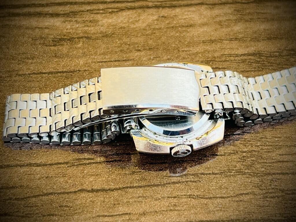 Vintage Rado Mckinley Manual Wind Ladies Watch, Swiss made - Grab A Watch Co