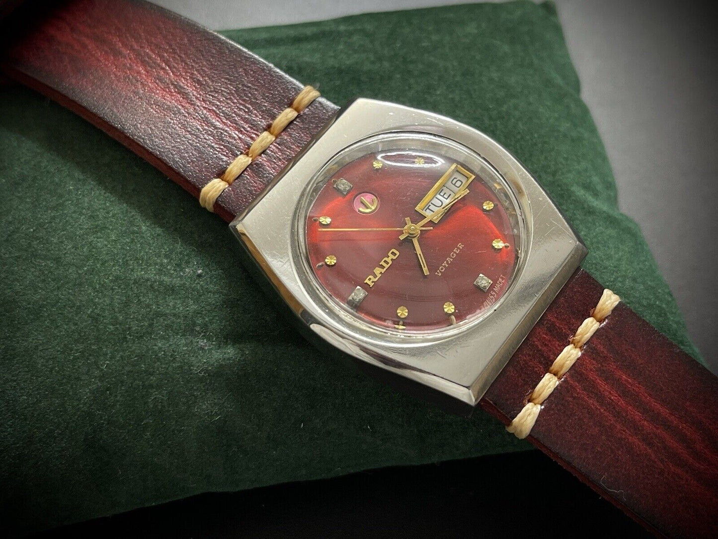 Vintage Rado Voyager Ruby Red Automatic Gents Watch, 36mm, Swiss Made - Grab A Watch Co