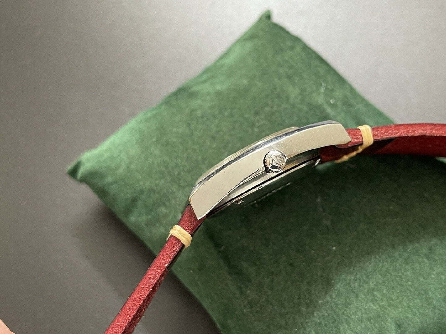 Vintage Rado Voyager Ruby Red Automatic Gents Watch, 36mm, Swiss Made - Grab A Watch Co