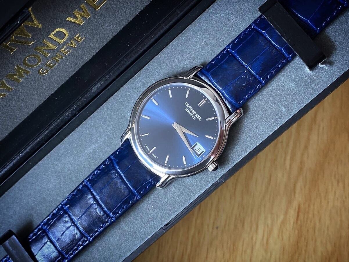 Vintage Raymond Weil 5569 Quartz Blue Dial Slim Gents Watch, Swiss With Box - Grab A Watch Co