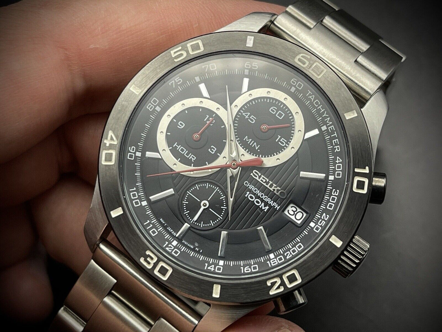 Vintage Seiko 100m Chronograph Quartz 42mm Mens Watch, Japan made - Grab A Watch Co