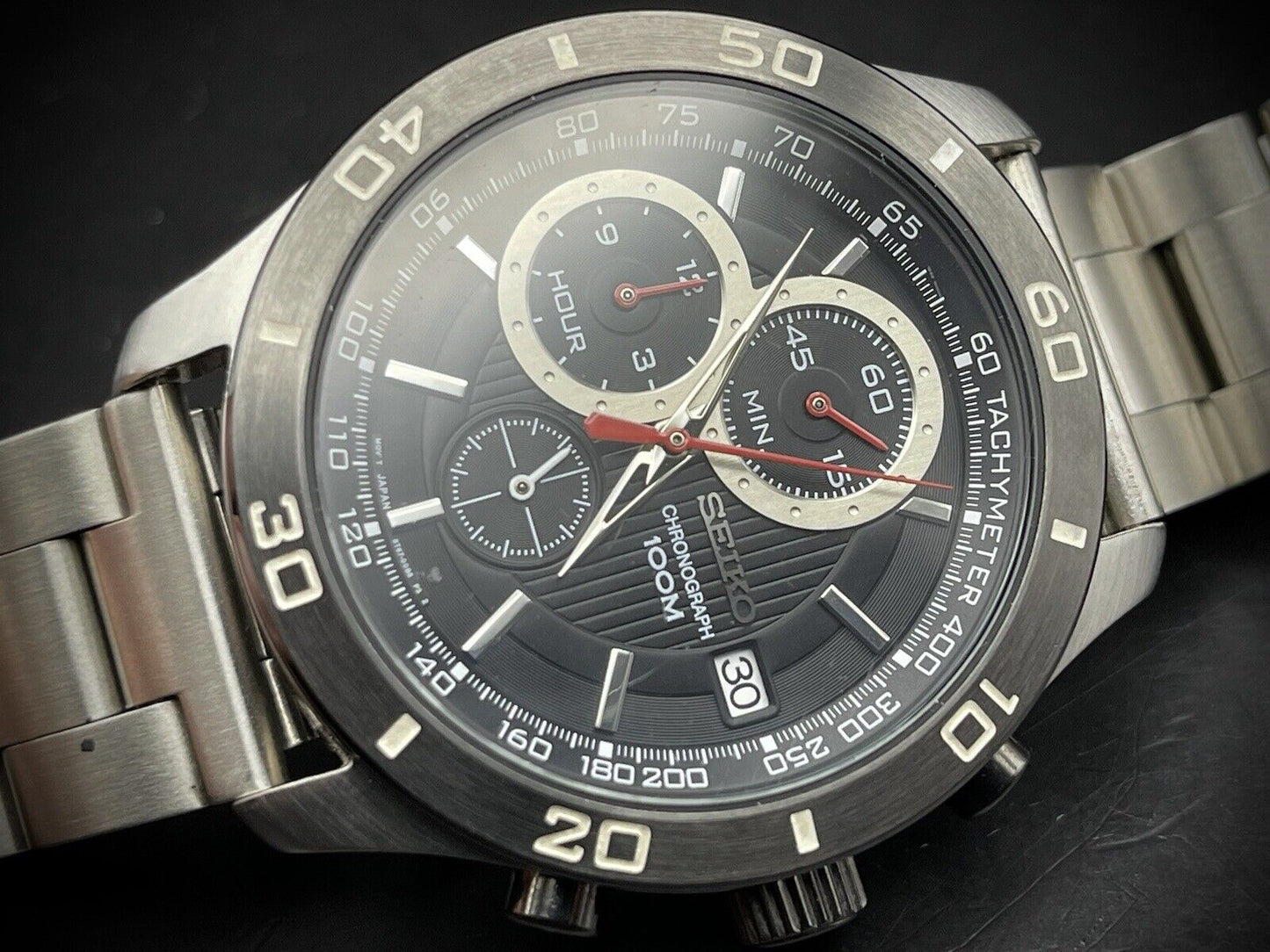 Vintage Seiko 100m Chronograph Quartz 42mm Mens Watch, Japan made - Grab A Watch Co