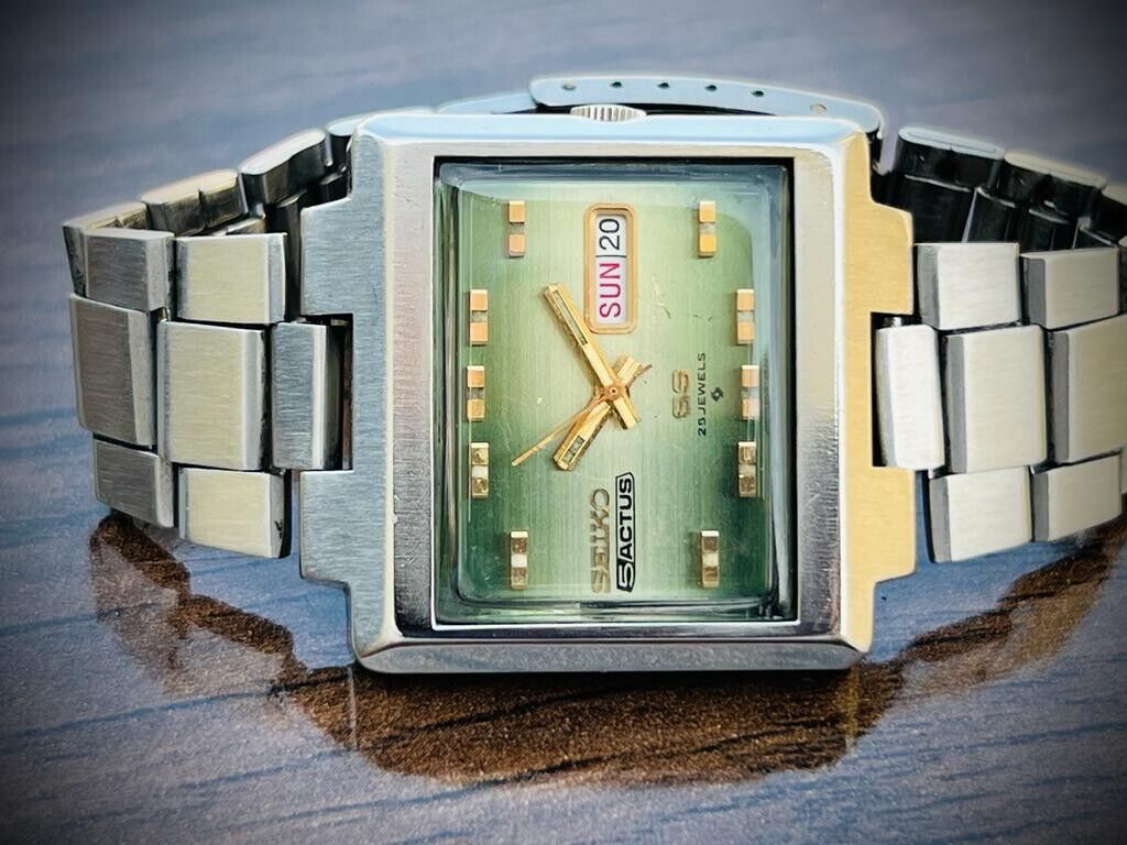 Vintage Seiko 5 Actus SS Automatic Mens Watch 36mm Green TV Dial 6106-5530 - Grab A Watch Co