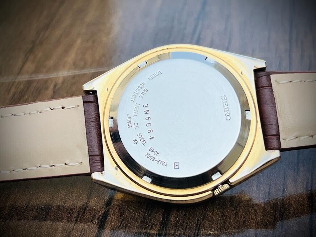 Vintage Seiko 5 Automatic 17 Jewels 38mm Japan Made 7009-876J Mens Watch,Perfect - Grab A Watch Co