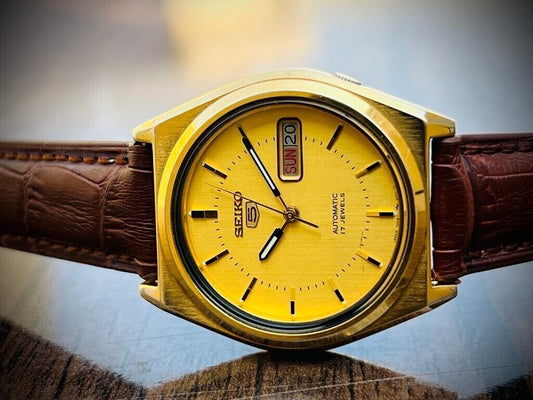 Vintage Seiko 5 Automatic 17 Jewels 38mm Japan Made 7009-876J Mens Watch,Perfect - Grab A Watch Co