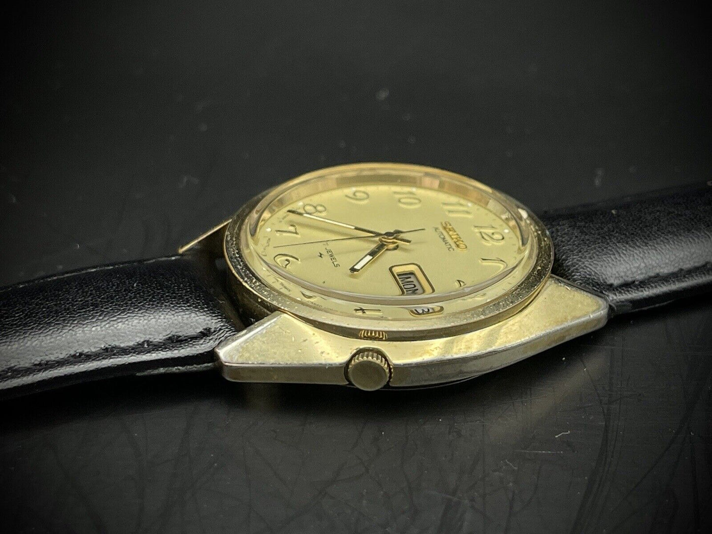 Vintage Seiko 5 Automatic 17 Jewels 7009-8279, Japan 38mm - Grab A Watch Co
