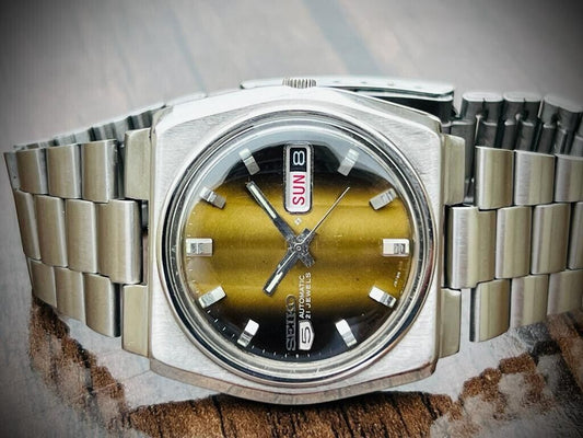 Vintage Seiko 5 Automatic 2/Tone dial 6119-7510 39mm Japan - Grab A Watch Co