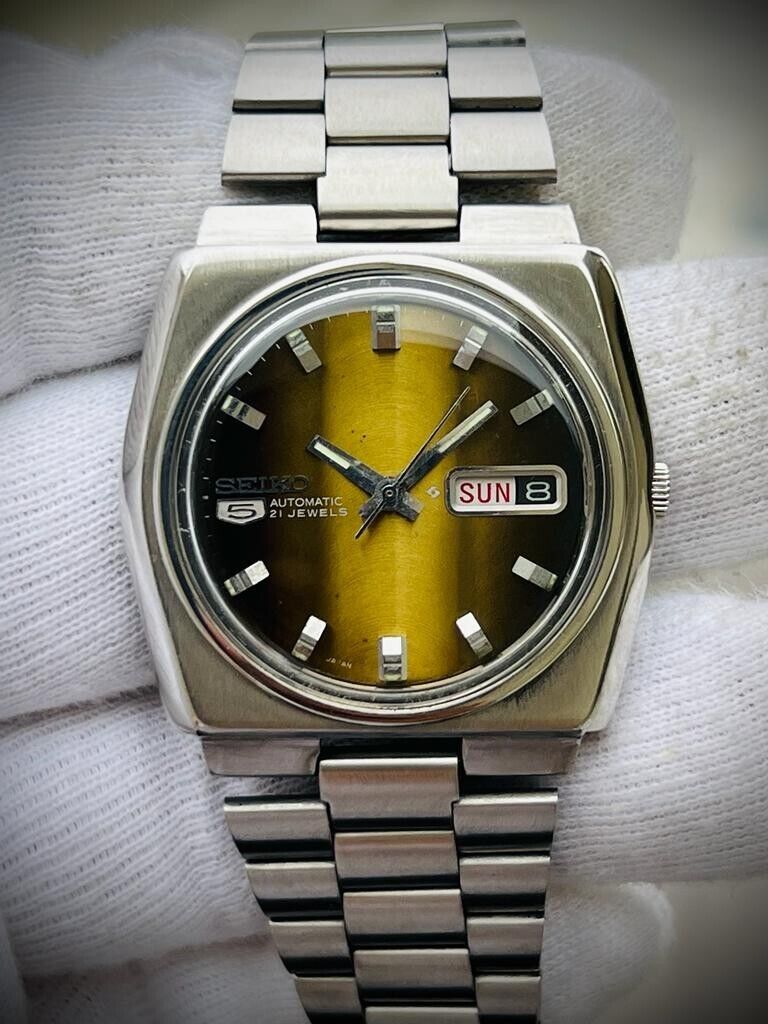 Vintage Seiko 5 Automatic 2/Tone dial 6119-7510 39mm Japan - Grab A Watch Co