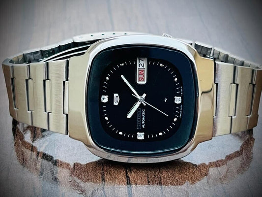 Vintage Seiko 5 Automatic Black Diamond Dial 7009-5150 37mm Mens Watch - Grab A Watch Co