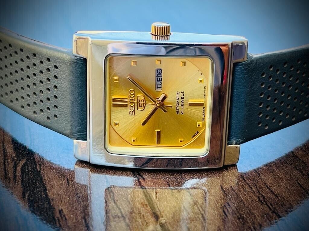 Vintage Seiko 5 Automatic Clean Dial 4207-00J0 Mens Watch 30mm - Grab A Watch Co