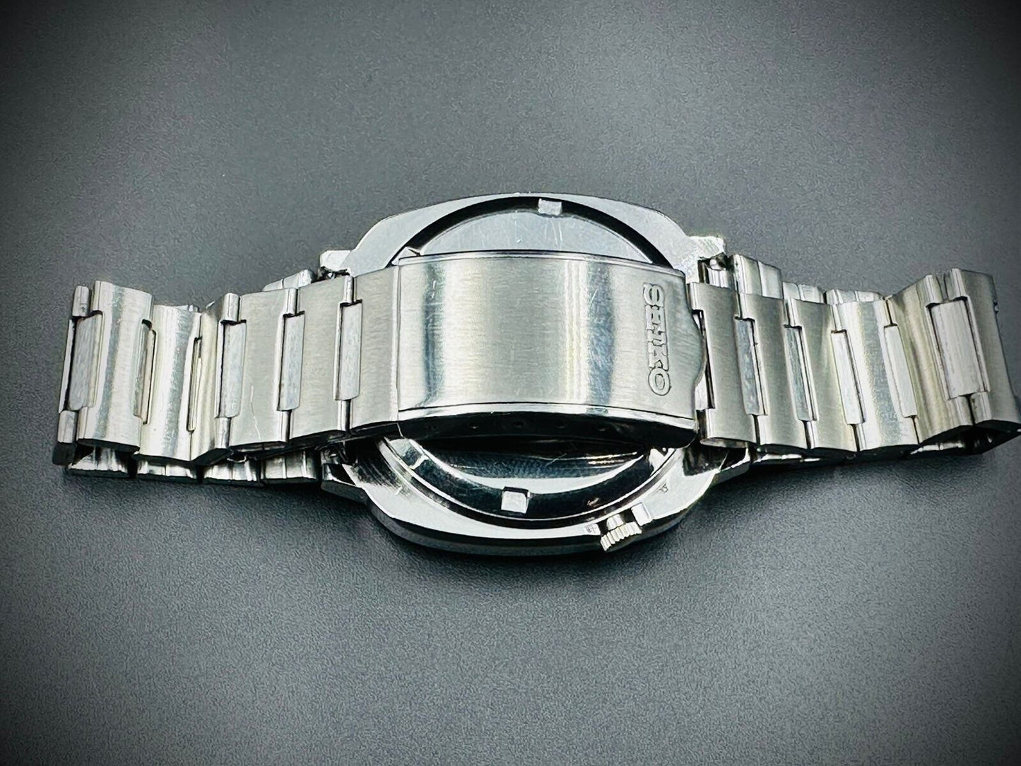 Vintage Seiko 5 Automatic Diamond Dial, 7009-5140, 36mm, Mens Watch, Japan Made - Grab A Watch Co