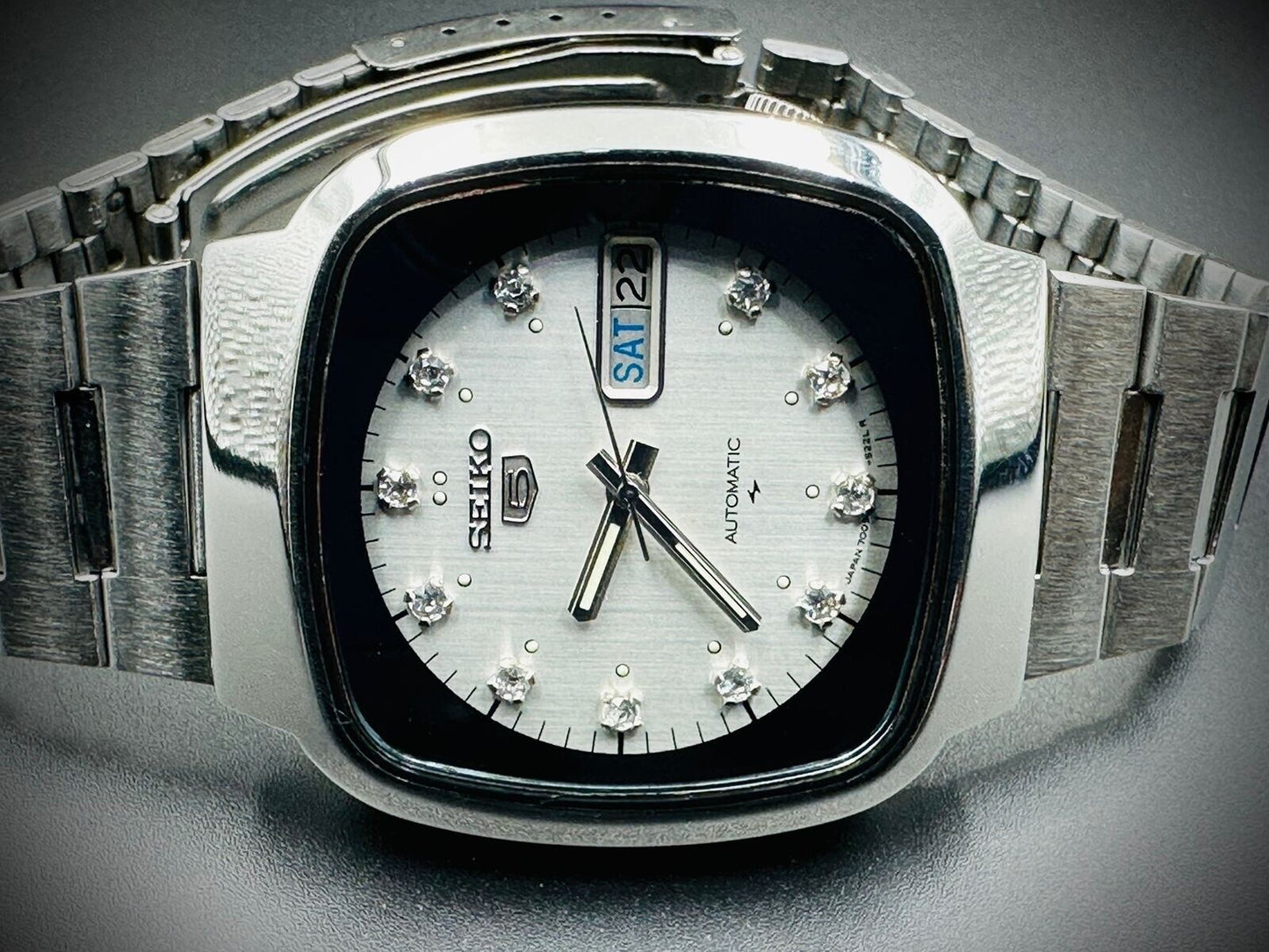 Vintage Seiko 5 Automatic Diamond Dial, 7009-5140, 36mm, Mens Watch, Japan Made - Grab A Watch Co