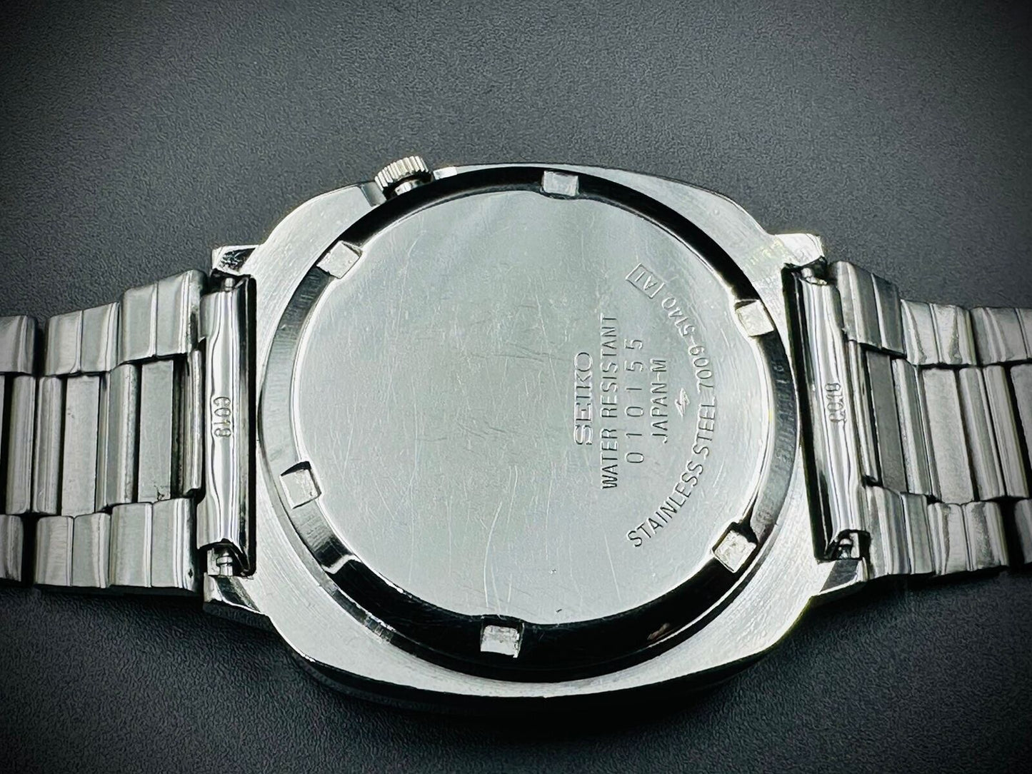 Vintage Seiko 5 Automatic Diamond Dial, 7009-5140, 36mm, Mens Watch, Japan Made - Grab A Watch Co