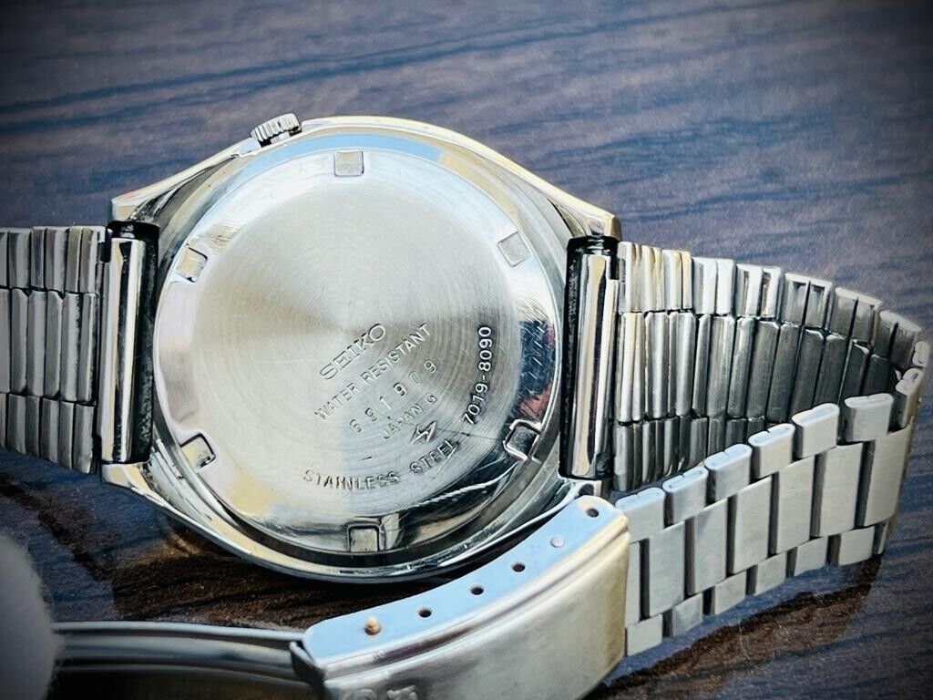 Vintage Seiko 5 Automatic Green Dial 7019-8090 Mens Watch 39mm Rare - Grab A Watch Co