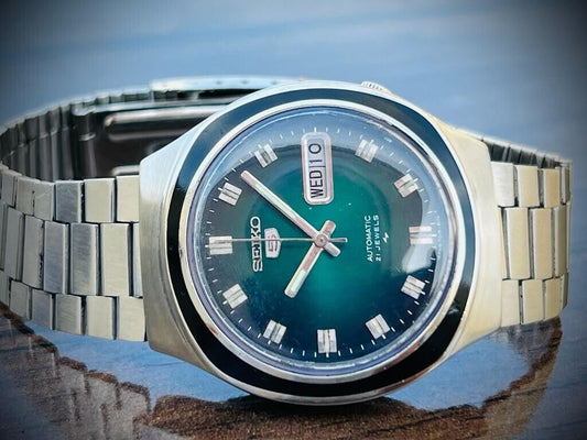 Vintage Seiko 5 Automatic Green Dial 7019-8090 Mens Watch 39mm Rare - Grab A Watch Co