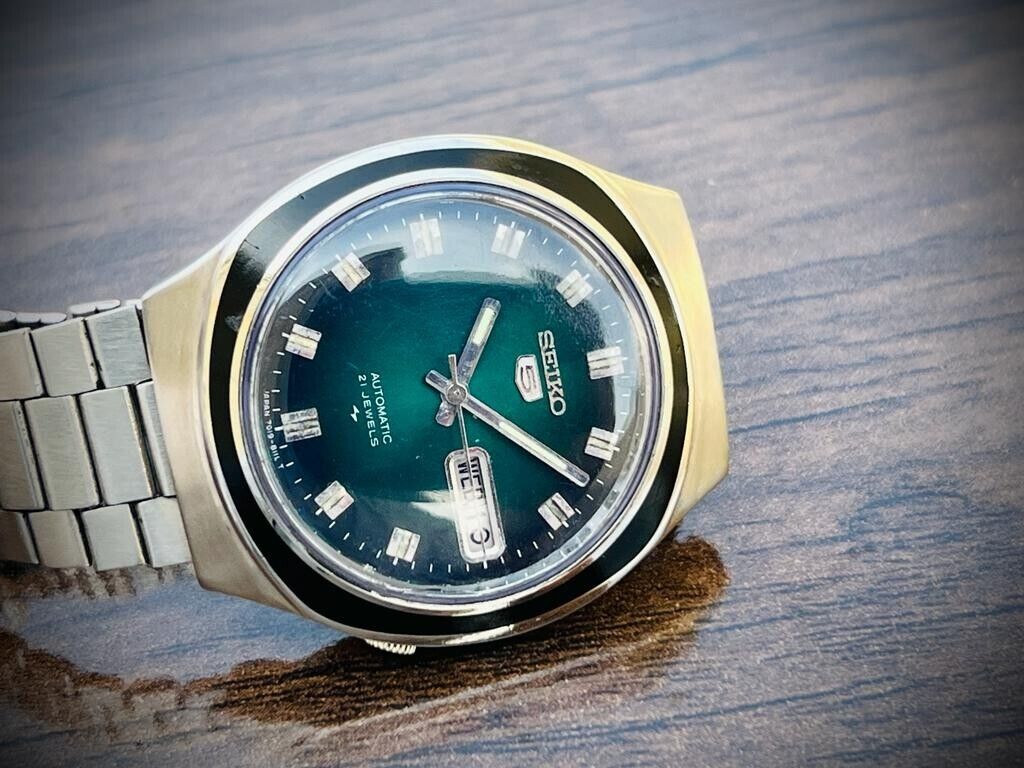 Vintage Seiko 5 Automatic Green Dial 7019-8090 Mens Watch 39mm Rare - Grab A Watch Co