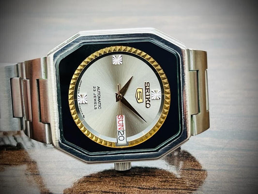 Vintage Seiko 5 Automatic Grey Dial 4219-5190 Japan Made 31mm - Grab A Watch Co