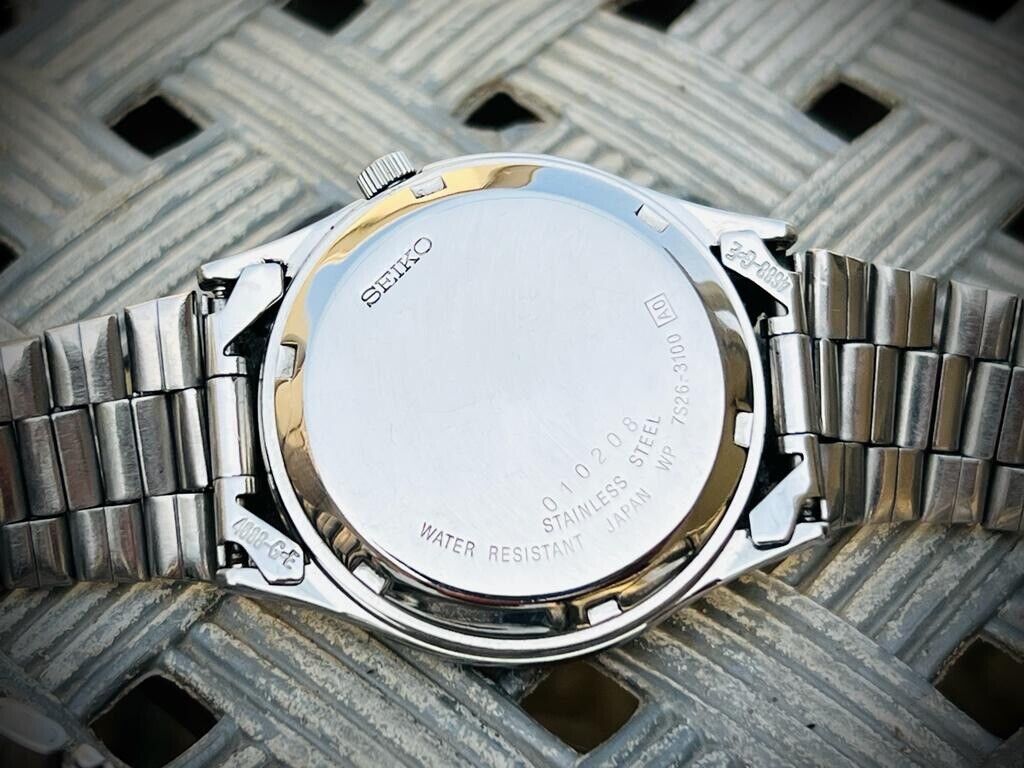Vintage Seiko 5 Automatic Grey&White Dial Ref:7S26-3100, Japan 36mm - Grab A Watch Co