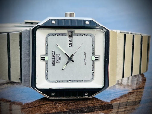 Vintage Seiko 5 Automatic Silver Dial 4216-5020, Japan 32mm - Grab A Watch Co
