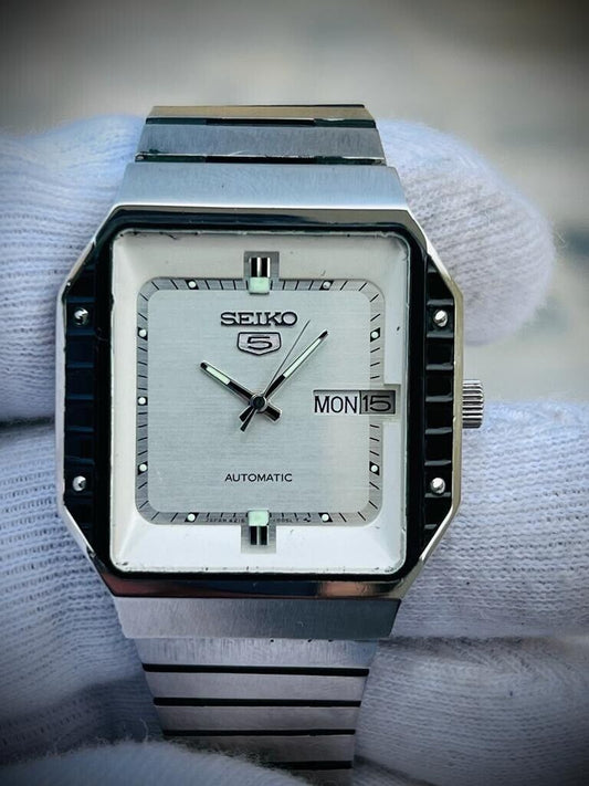 Vintage Seiko 5 Automatic Silver Dial 4216-5020, Japan 32mm - Grab A Watch Co