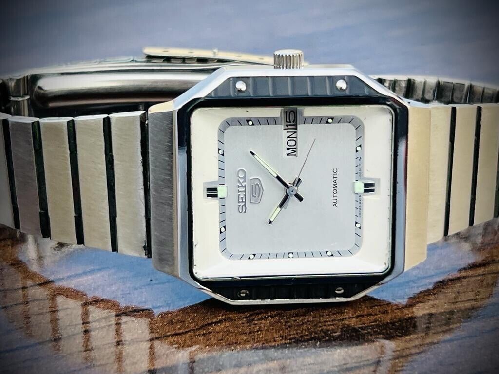 Vintage Seiko 5 Automatic Silver Dial 4216-5020, Japan 32mm - Grab A Watch Co