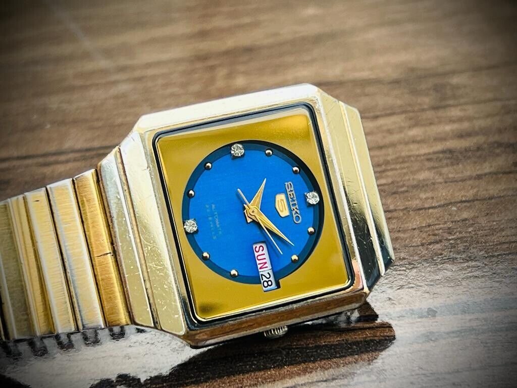 Vintage Seiko 5 Blue Diamond Dial 23 Jewels Automatic 36mm Gents Watch 6349-6000 - Grab A Watch Co