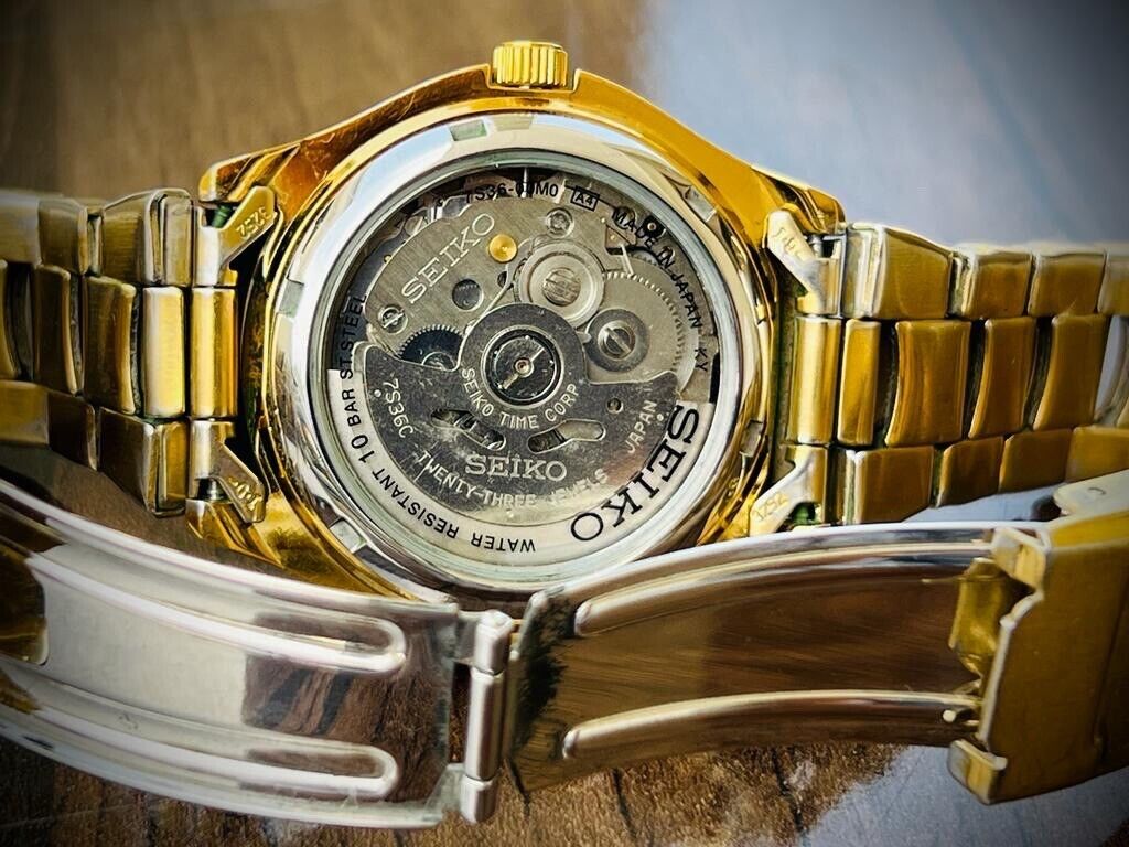 Vintage Seiko 5 Sports 100m 23 Jewels 7S36-00M0 Gents Watch, Japan made 38mm UFO - Grab A Watch Co