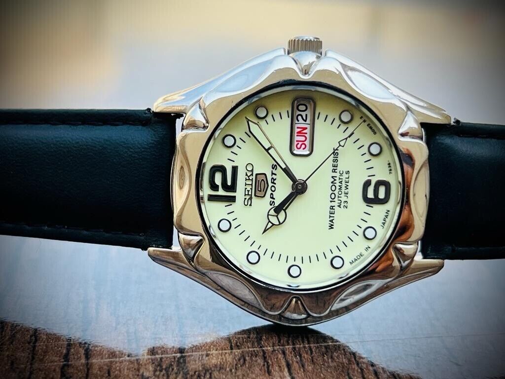 Vintage Seiko 5 Sports 100m Radium Dial 7S36-0240 Gents Watch, Japan made 38mm - Grab A Watch Co