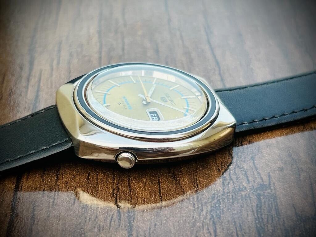 Vintage Seiko 5 Sports 21 Jewels Gents Watch 40mm Made In Japan 6319-8070 - Grab A Watch Co