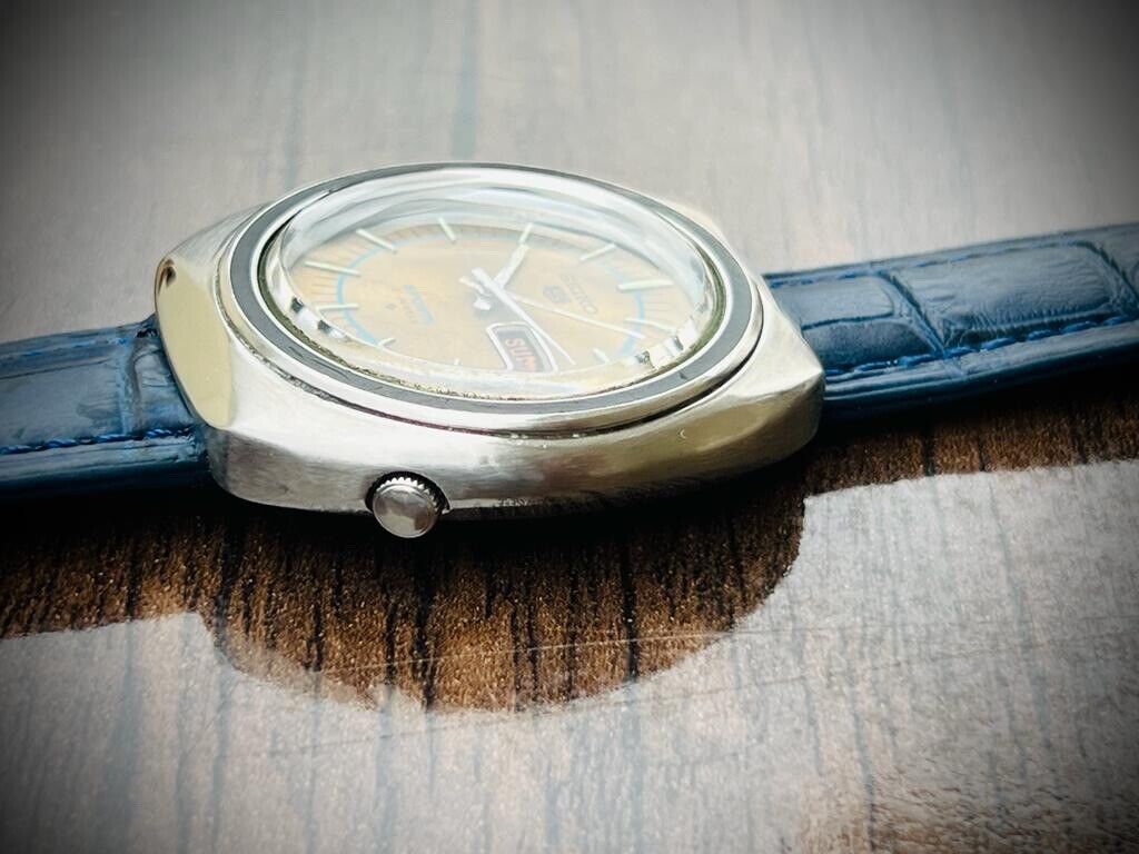 Vintage Seiko 5 Sports 21 Jewels Gents Watch 40mm Made In Japan - Grab A Watch Co