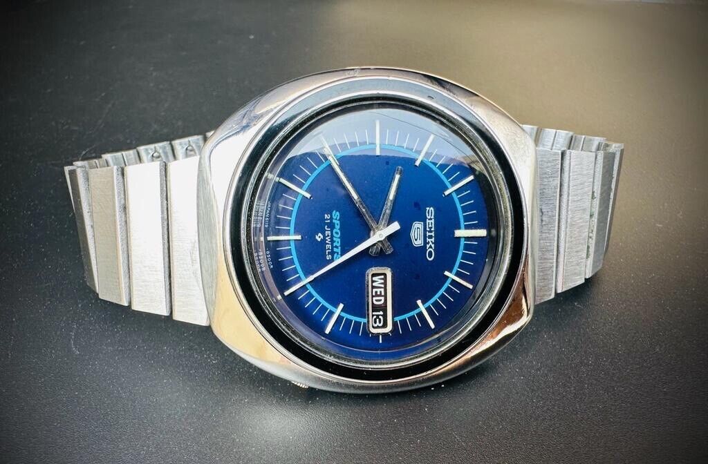 Vintage Seiko 5 Sports Blue dial 21 Jewels 40mm Made In Japan 6319-8070 - Grab A Watch Co