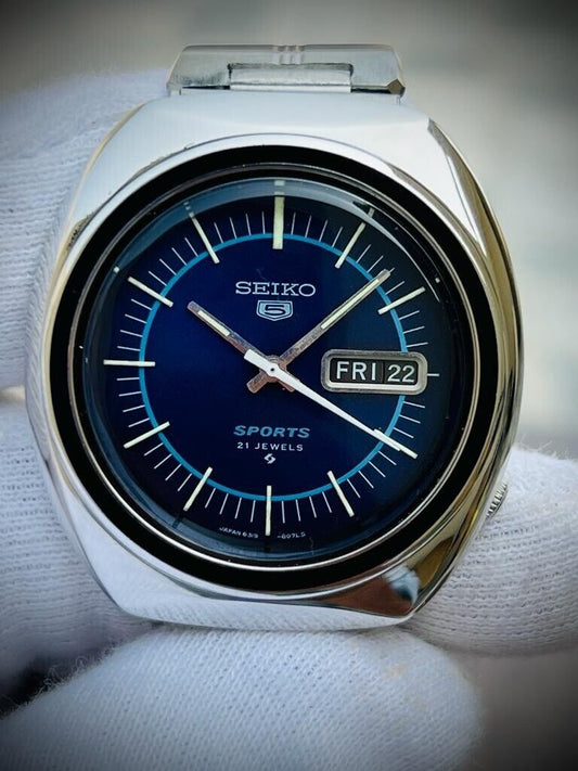 Vintage Seiko 5 Sports Blue dial 21 Jewels 42mm Made In Japan 6319-8070 - Grab A Watch Co