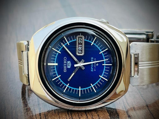 Vintage Seiko 5 Sports Blue dial 21 Jewels 42mm Made In Japan 6319-8070 - Grab A Watch Co
