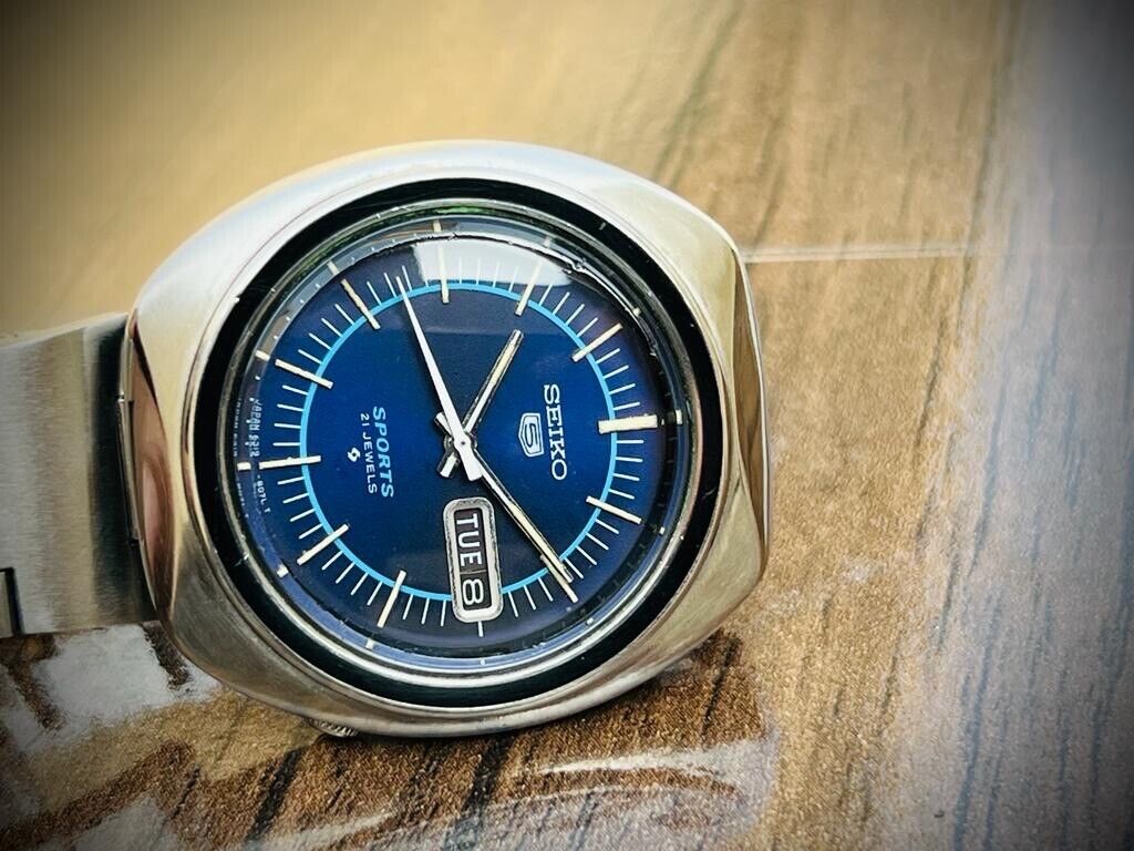 Vintage Seiko 5 Sports Blue dial 21 Jewels 42mm Made In Japan 6319-8070 - Grab A Watch Co