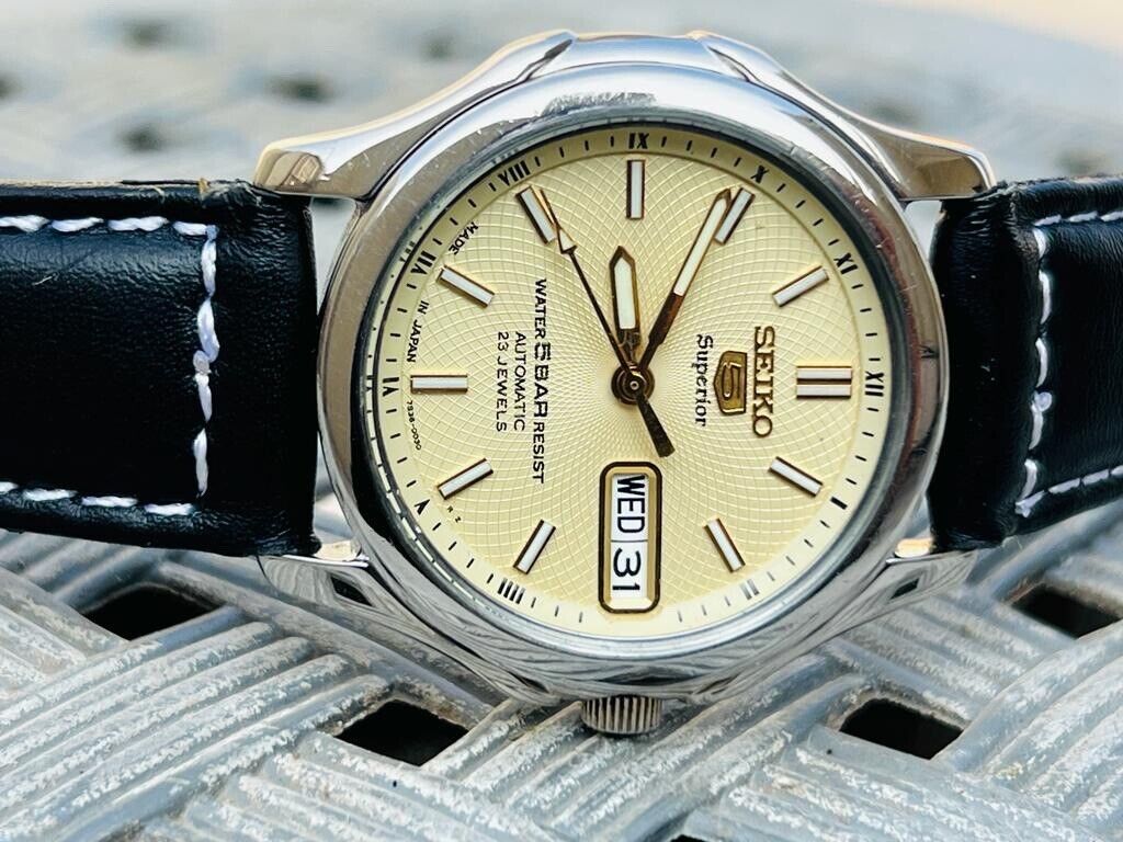 Vintage Seiko 5 Superior Water 5 Bar Automatic 23 Jewels Gents Watch, 7s36-0030 - Grab A Watch Co