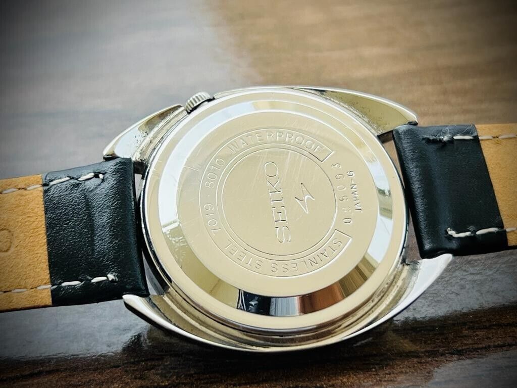 Vintage Seiko Actus 21 Jewels Automatic 7019-8010 Japan 37mm - Grab A Watch Co