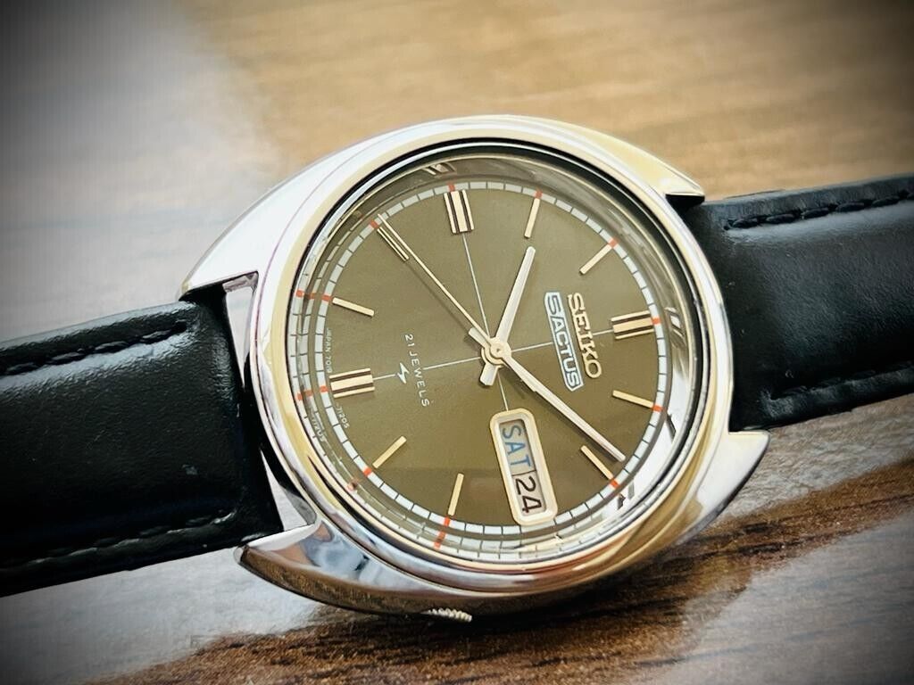 Vintage Seiko Actus 21 Jewels Automatic 7019-8010 Japan 37mm - Grab A Watch Co