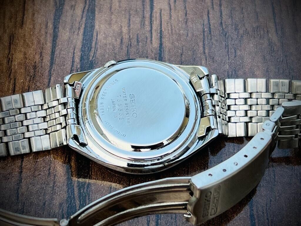 Vintage Seiko Actus 21 Jewels Emerald Dial Automatic 7019-7060 Japan 38mm - Grab A Watch Co