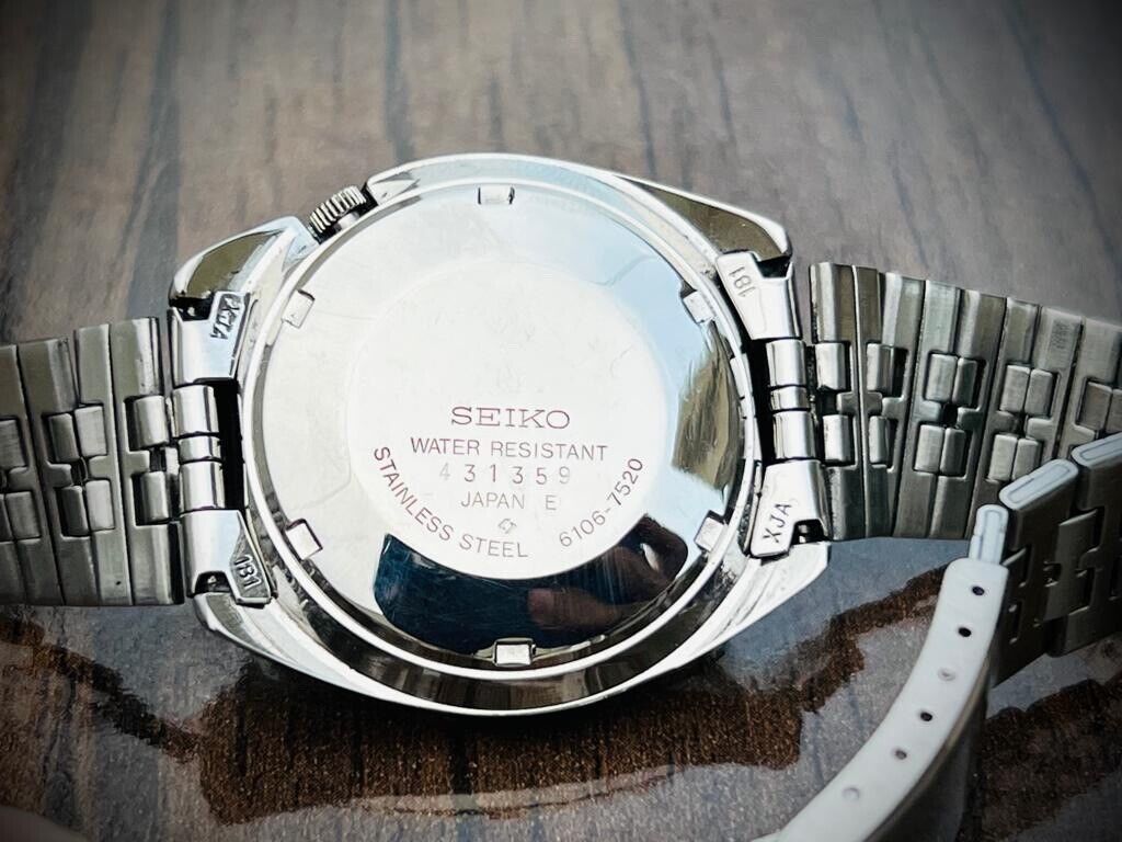 Vintage Seiko Actus 23 Jewels Silver Dial Automatic 6106-7520 Japan 38mm - Grab A Watch Co