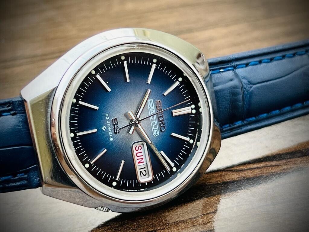 Vintage Seiko Actus SS Automatic Mens Watch 23 Jewels 36mm Blue Dial 6106-7640 - Grab A Watch Co