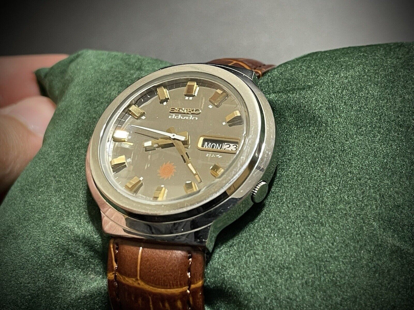 Vintage Seiko Advan 7019-7340 Sapphire Automatic Mens Watch, Japan Made - Grab A Watch Co