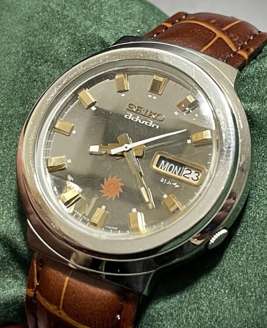 Vintage Seiko Advan 7019-7340 Sapphire Automatic Mens Watch, Japan Made - Grab A Watch Co