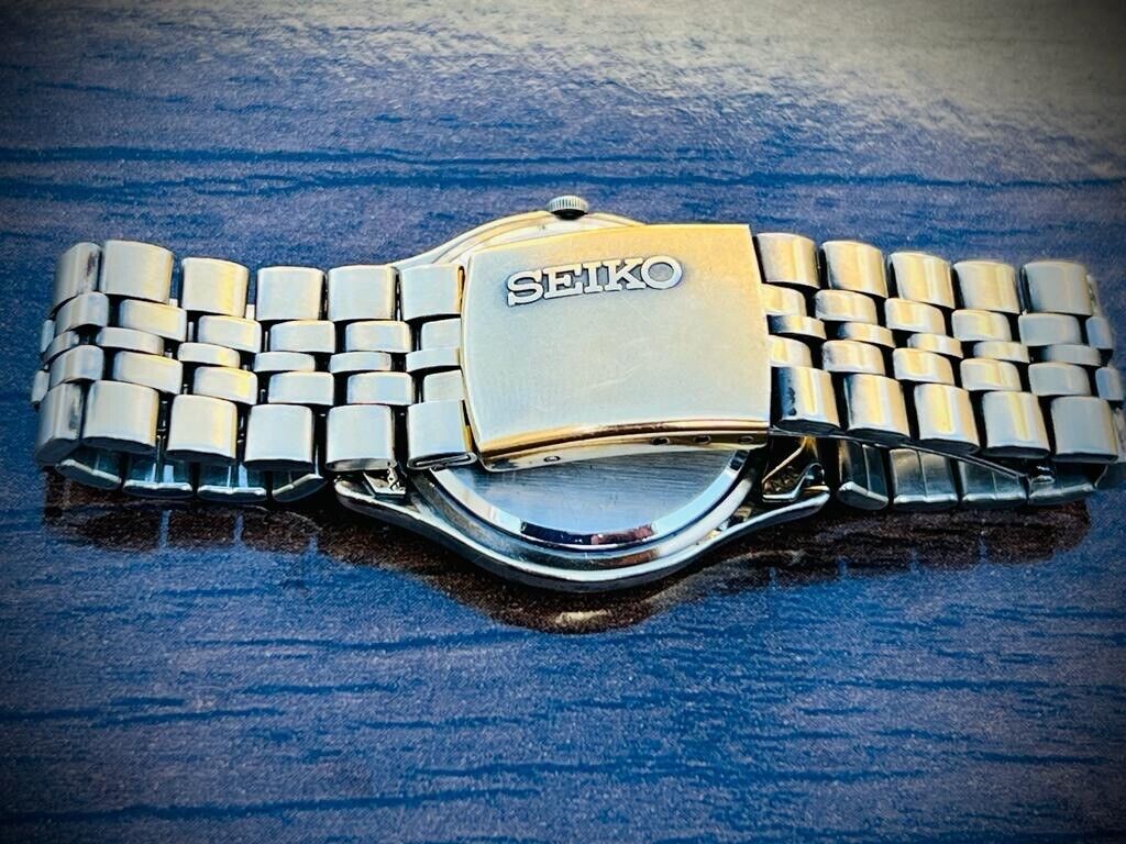 Vintage Seiko Avenue Sub Second Quartz 31mm Mens Watch, 2628-6140, Gold Plated - Grab A Watch Co