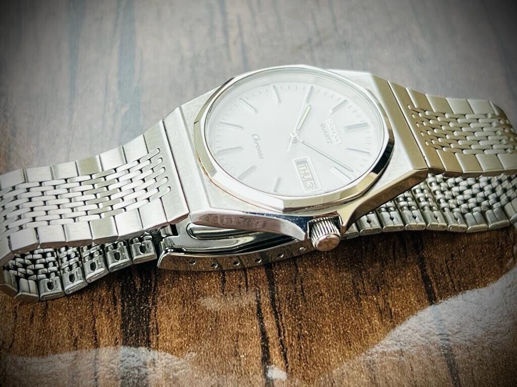 Vintage Seiko Chronos Quartz Mens Watch 7433-7040 Japan Made 35mm, Perfect - Grab A Watch Co