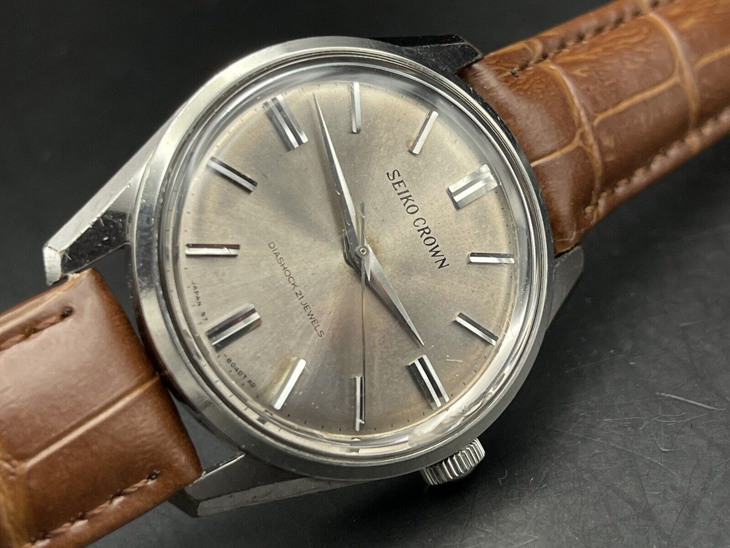 Vintage Seiko Crown 57-8010 21J Automatic Gents Watch, Japan Made - Grab A Watch Co