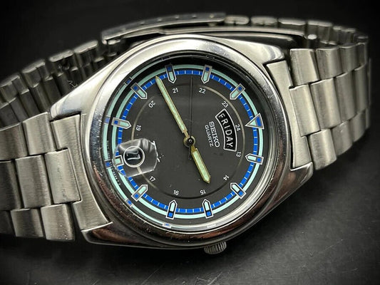 Vintage Seiko DX Rare Dial Quartz Slim 36mm Gents Watch, Japan made - Grab A Watch Co