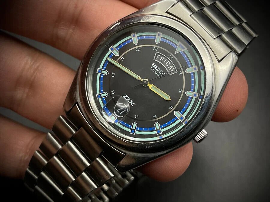 Vintage Seiko DX Rare Dial Quartz Slim 36mm Gents Watch, Japan made - Grab A Watch Co