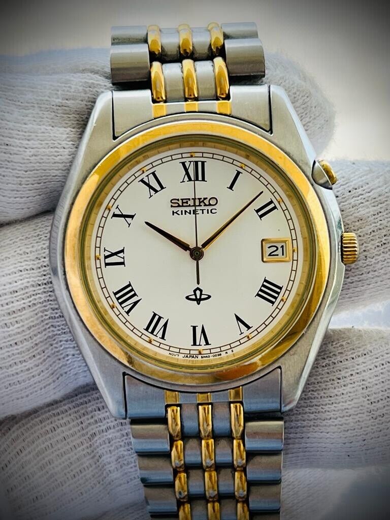 Vintage Seiko Kinetic Quartz Date Slim Mens Watch, Japan 37mm 5M42-0880 - Grab A Watch Co