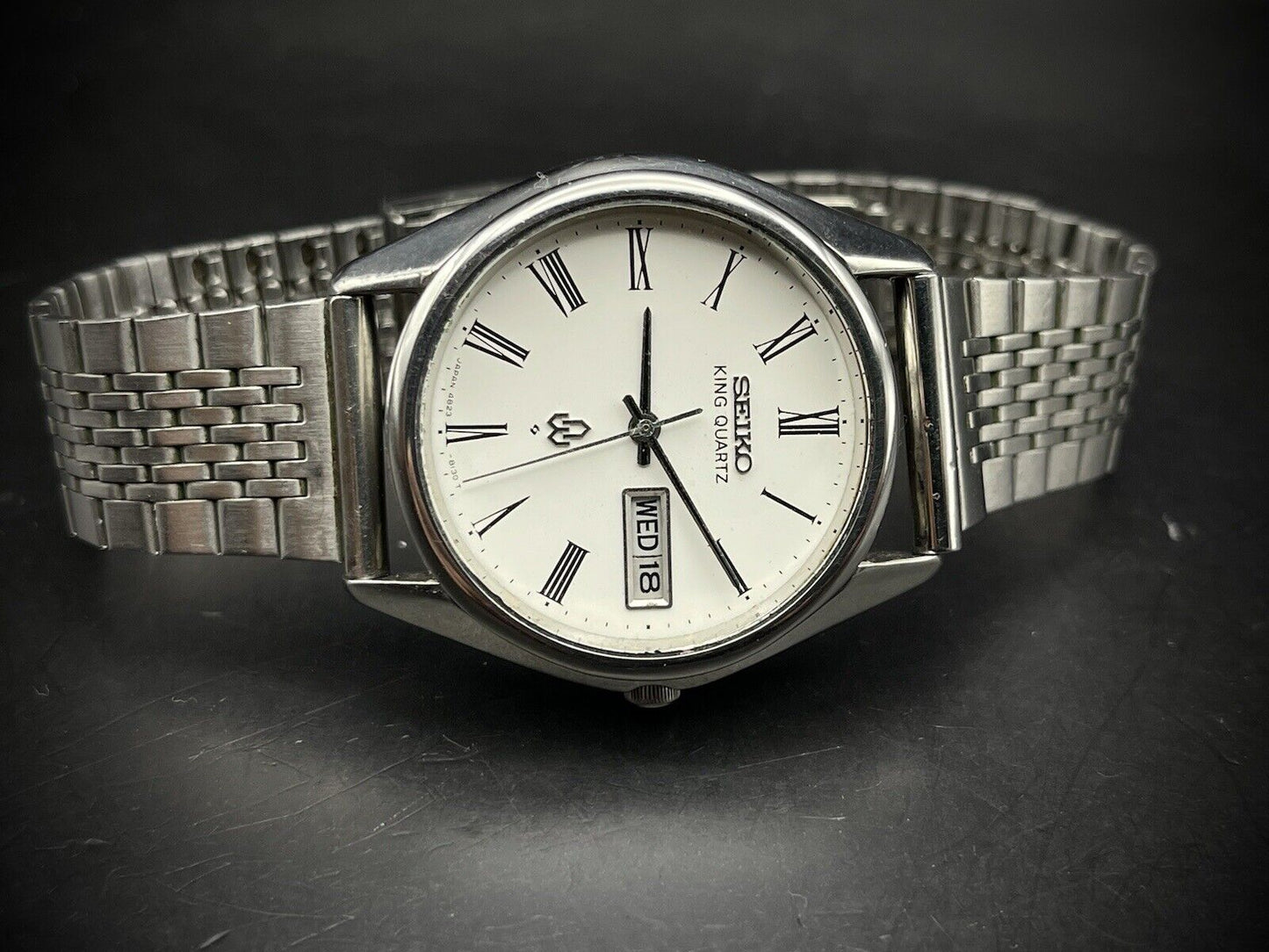 Vintage Seiko King Quartz 37mm 4823-8000 Gents Watch, Japan made - Grab A Watch Co